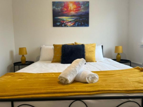 Village House St Mellons - Close to A48 and M4
